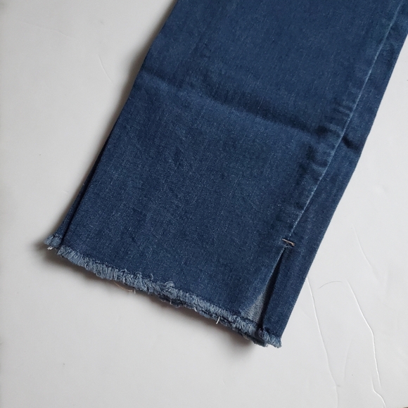 NICOLE MILLER High Rise Blue Jeans Ankle Slim Size 12 Cut Off Slits Cozy Weekend - Picture 6 of 7